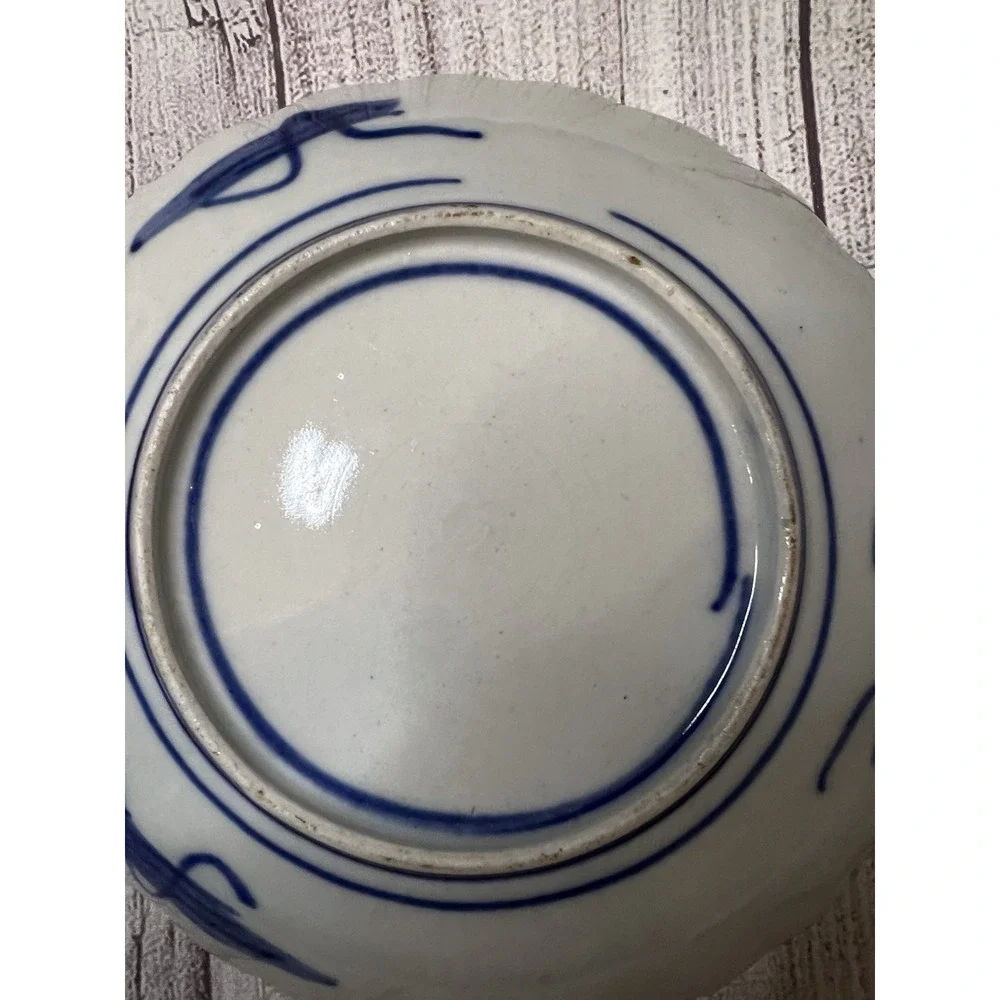 Late-19th C Japanese Meiji Period Imari Hand-Painted Scalloped Plate‎ 8.5″